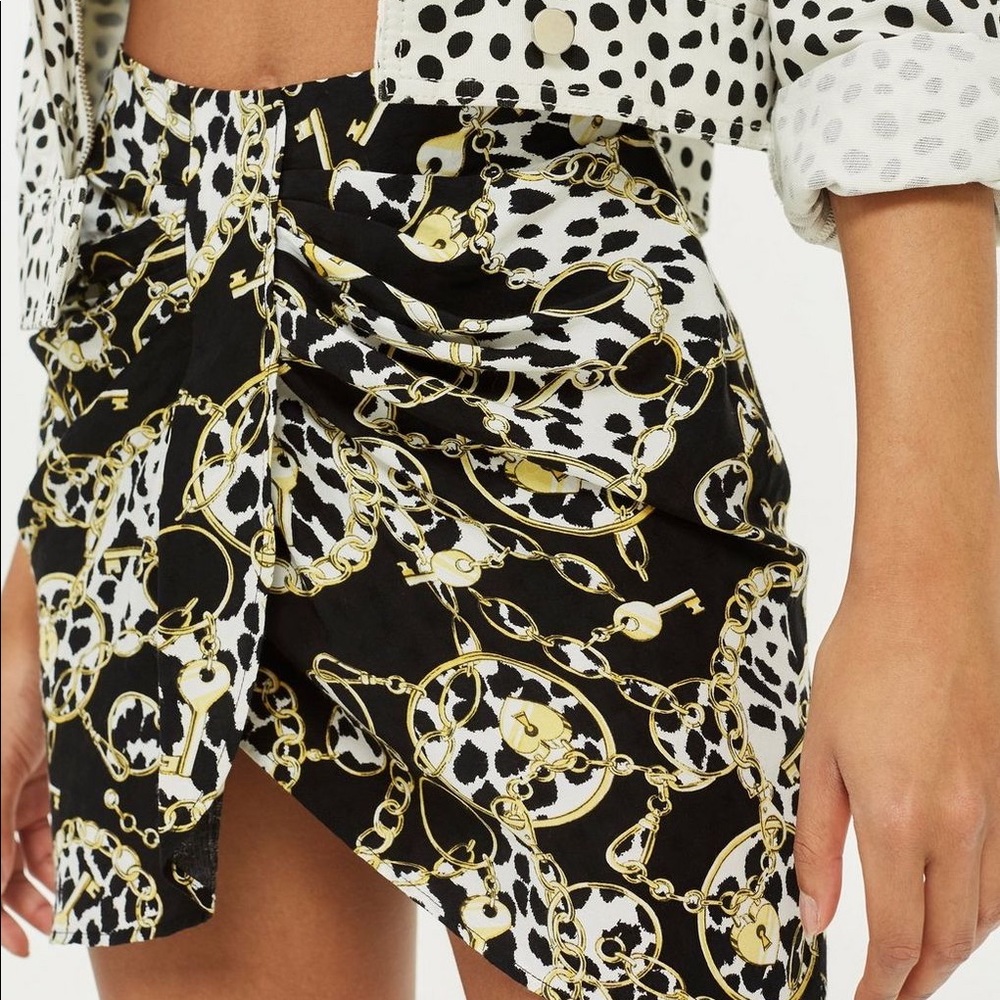 TOPSHOP mini skirt